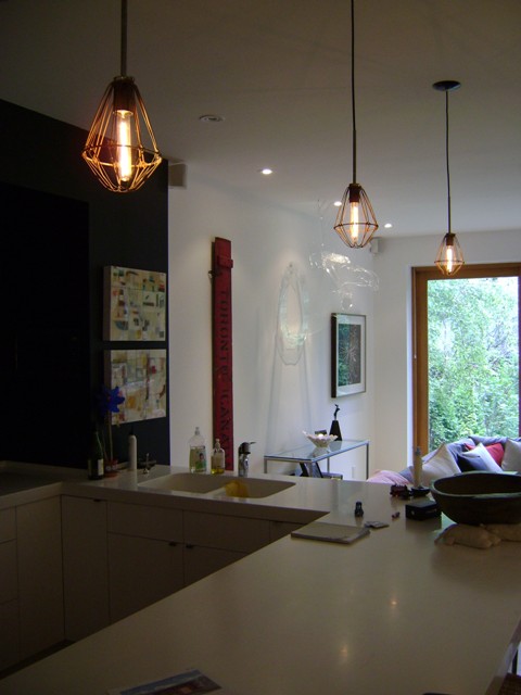 Kitchen living room painted by Toronto painters Court Hampton Painting